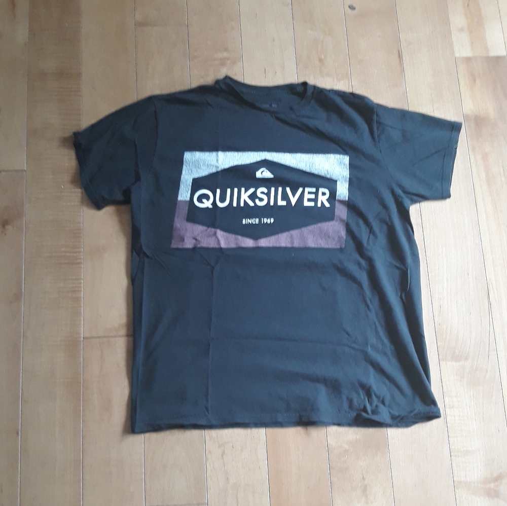 Quicksilver Tshirt